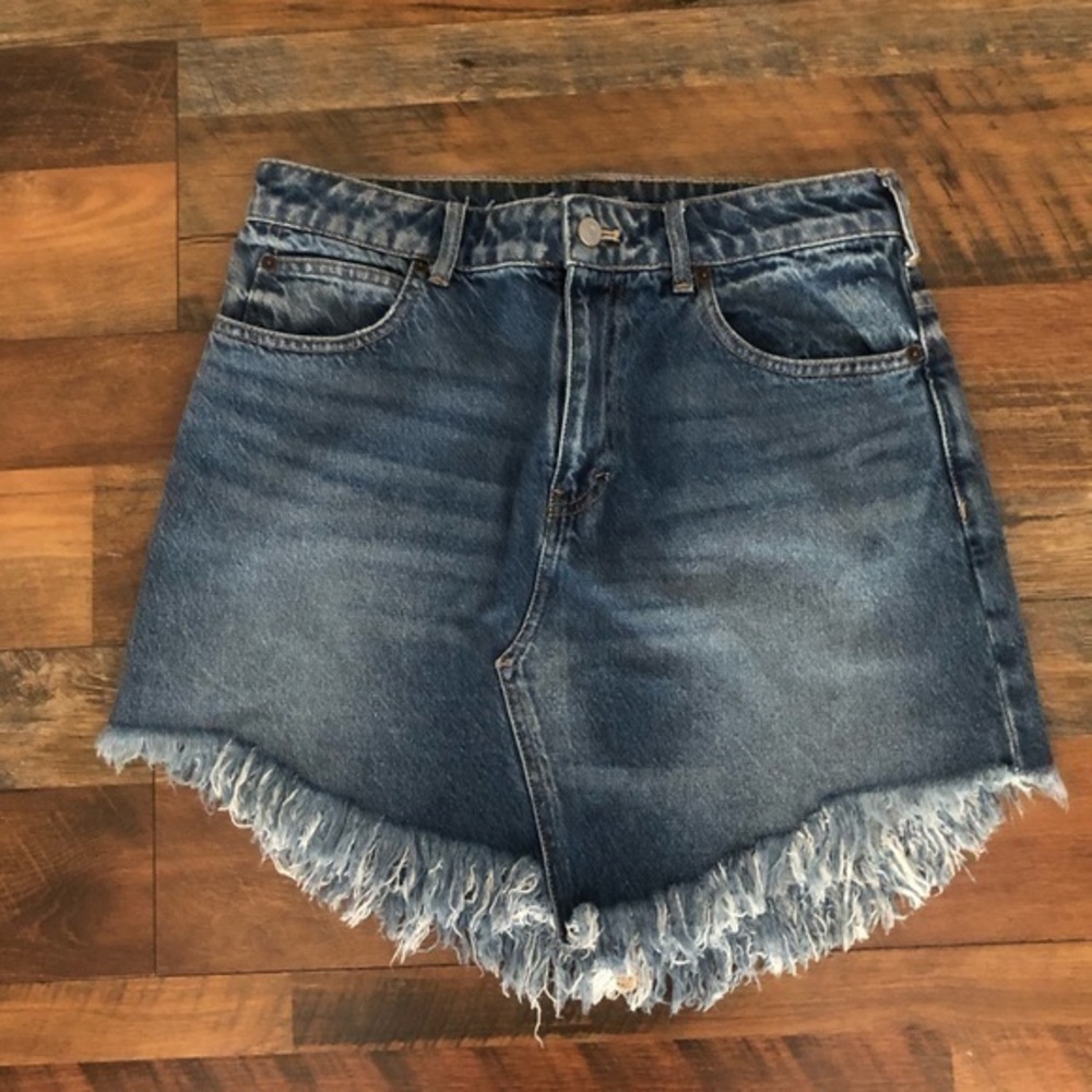 Free people denim skirt sz 29
